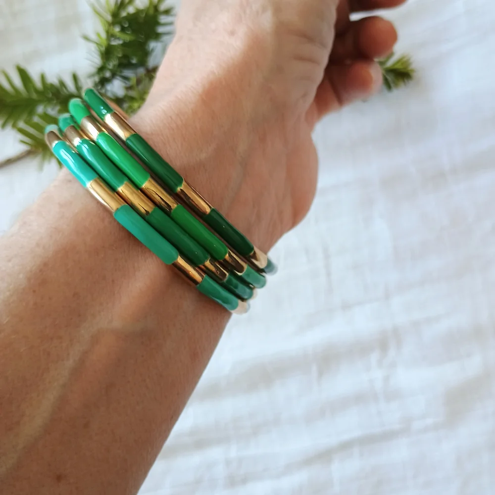🍀 ECLECTIC CHIC 🍀 Bundle: VTG, brass enameled bangle bracelets, preppy core